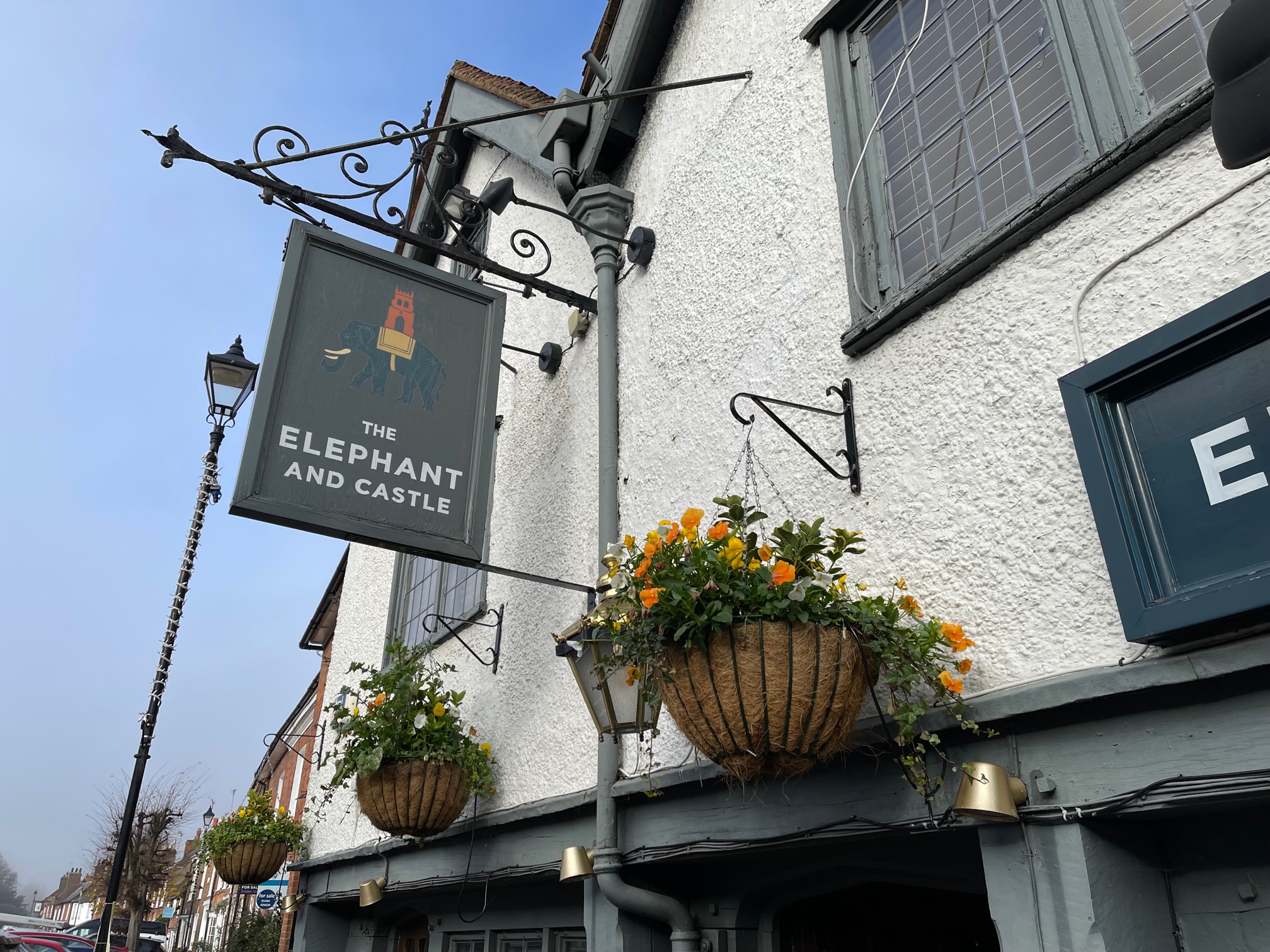 The Elephant & Castle Visit Amersham